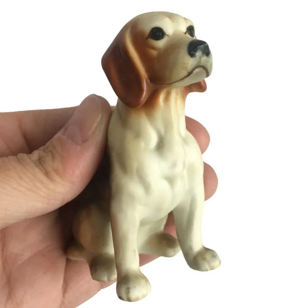 Vintage Dog Figurine Statue‎ - Beagle